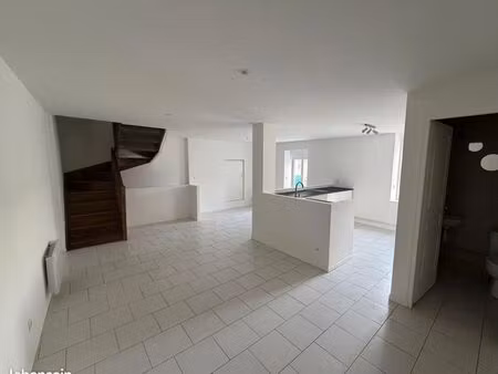 duplex t3 renove 57 m² — la chapelle-la-reine