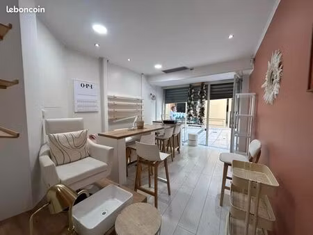 local commercial 33 m²