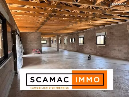 local d'activité 319 m²