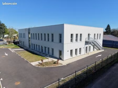 cellule professionnelle 90m2