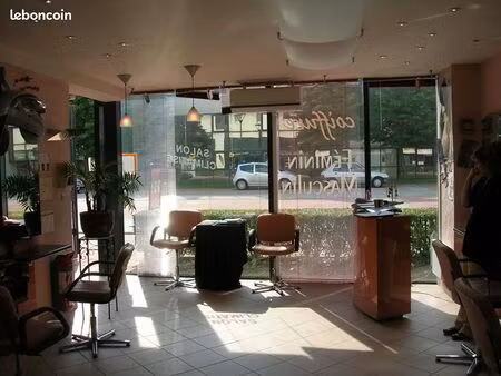 local commercial 50 m²