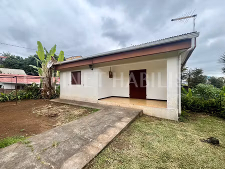 a louer - maison t5 d'environ 125 84 m2 - entre-deux - loyer