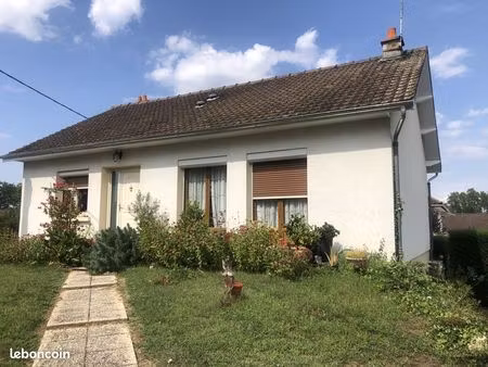 pavillon 4 pièces 100 m²