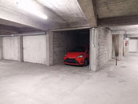 location garage box et parking à saint-brieuc centre ville  charner  ste thérèse (22000) :