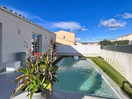 jolie maison de 130 m2 avec 4 chambres  piscine et grand garage