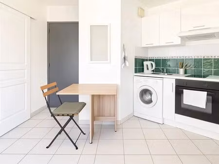 charmant 2 pièces meublé à deux pas des plages du midi de cannes la bocca !