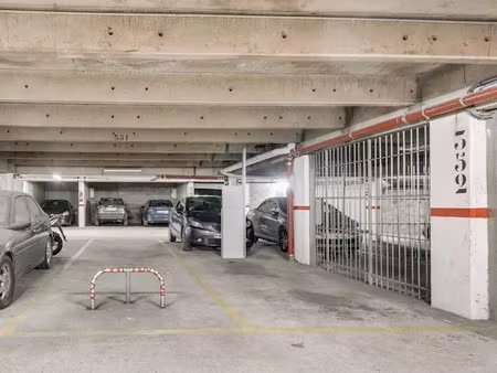 vente parking à paris 18ème (75018)  25 000 €