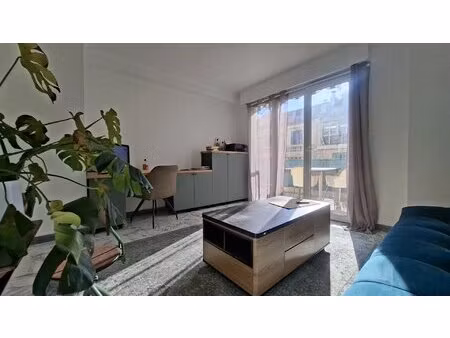 f2 vide / libération