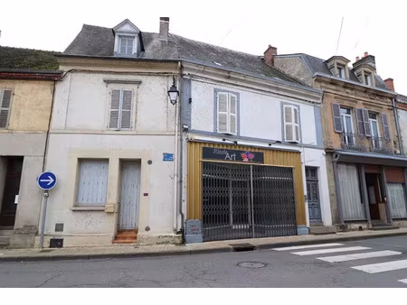 vente immeuble 7 pièces 220 m² à bourbon-l'archambault (03160)  86 000 €