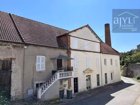 vente immeuble 500 m² à saint-germain-des-fossés (03260)  248 000 €