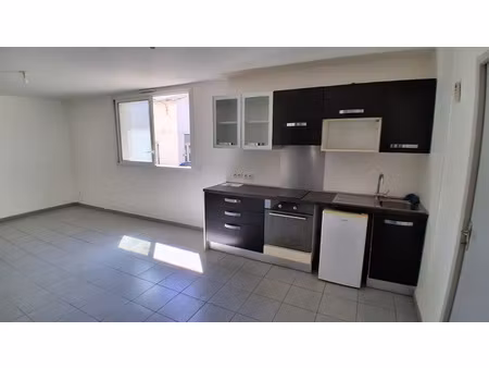 location appartement 1 pièce 35 m² à bastia (20200)  480 €