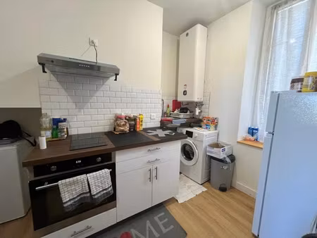 location appartement 2 pièces 28 m² à saint-yrieix-la-perche (87500)  450 €