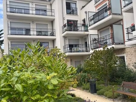 grand t1 de 38m² dans résidence seniors à mantes-la-jolie quartier gassicourt