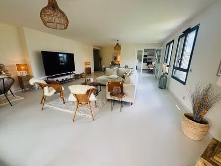 très bel appartement t5 meublés a jean monnet