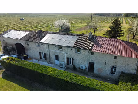 maison en pierre avec potentiel