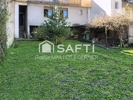 maison de village avec jardin et grand sous-sol