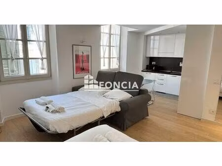 cannes banane t1 renove de 32m2 a deux pas de la croisette