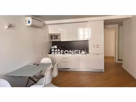 cannes banane t2 renove de 40m2 a deux pas de la croisette