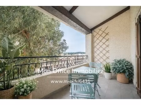 référence : 6431-vca - appartement t3 avec salon cathédrale et accès plage rapide