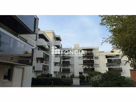 studio de 24 m2 avec parking sécurisé proche clinique bel air à bordeaux