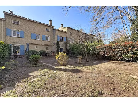 vente maison 8 pièces 198 m² avignon (84140)