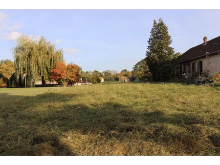 terrain constructible de 6ares20 à sillegny