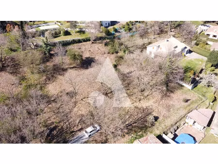 terrain vesseaux 1980 m2