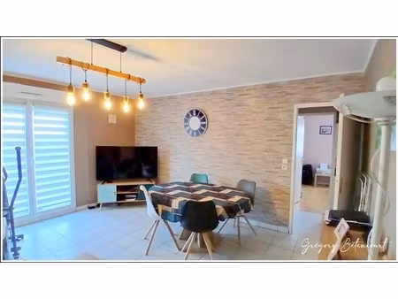 appartement récent 3 pièces dans une résidence sécurisée à avion