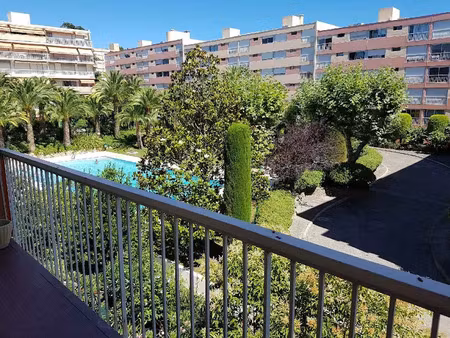 location appartement 1 pièce 34 m² à vallauris (06220)  781 €