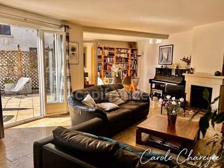 maison lumineuse 6 pièces avec deux terrasses orientées sud - limite issy les moulineaux e