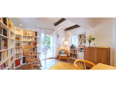 villa provençale t6 de 175m² - terrasse  double garage et terrain de 1000m²