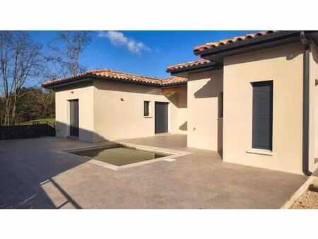 villa neuve 3 ch avec piscine vallon pont d arc 4 pièce(s) 106.78 m2 trés belle prestation