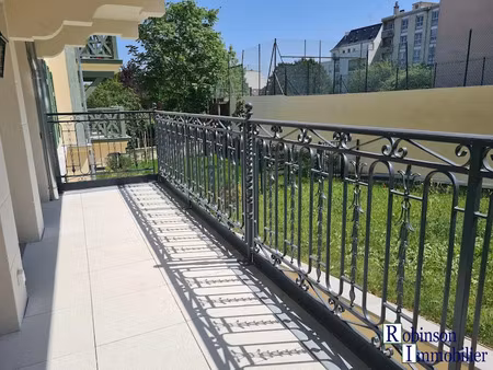 location appartement 3 pièces 62 m² à le plessis-robinson (92350)  1 680 €