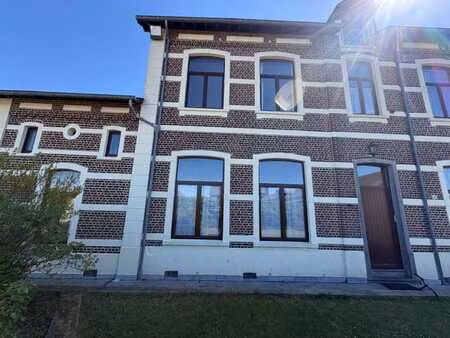 duplex 2 chambres de 130m² avec terrasse et bureau