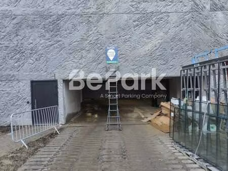 parking à bruxelles – rue du neerveld