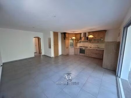 maison jumelée à vendre