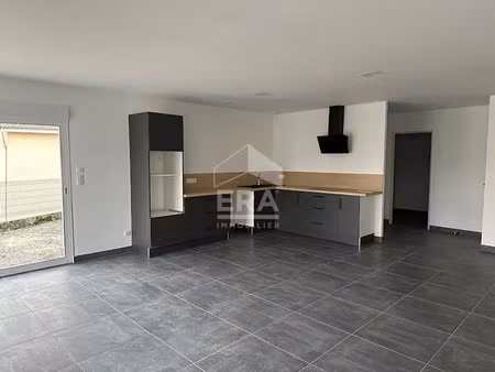 location maison 2 pièces 70 m² à cottance (42360)  740 €