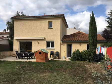 location maison 5 pièces 113.15 m² à saint-galmier (42330)  1 350 €