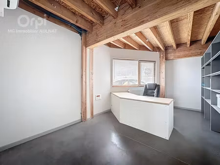 location locaux professionnels 40 m² à volvic (63530)  580 €