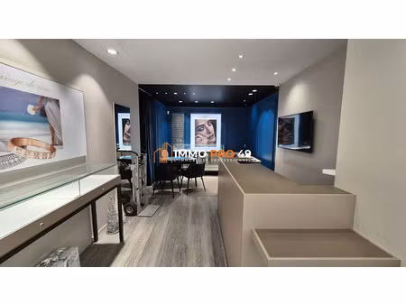 location locaux professionnels 0 pièces 100 m² à cholet (49300)  1 500 €