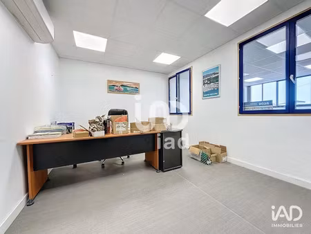 location locaux professionnels 135 m² à tarbes (65000)  1 492 €
