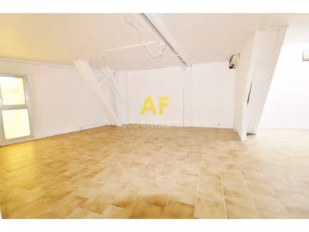 location locaux professionnels 76.88 m² à frejus (83600)  1 192 €