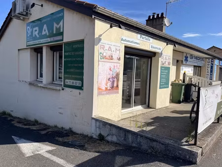 location locaux professionnels 4 pièces 56 m² à saint-galmier (42330)  1 335 €