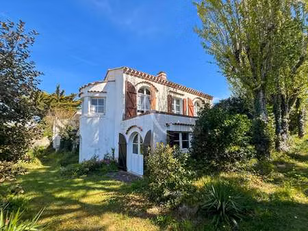 vente maison à notre-dame-de-monts (85690) : à vendre / 136m² notre-dame-de-monts