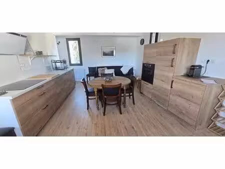 duplex d'exception entièrement rénové