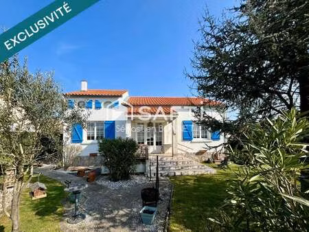 vente maison à angles (85750) : à vendre / 98m² angles