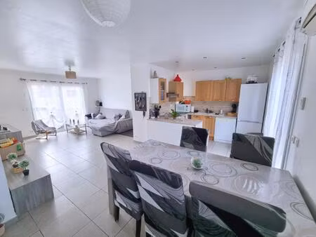 villa sans travaux  3 chambres  garage  extérieurs