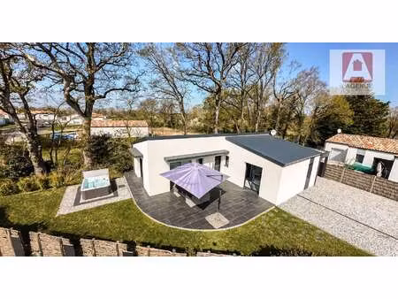 vente maison à saint-maixent-sur-vie (85220) : à vendre / 85m² saint-maixent-sur-vie