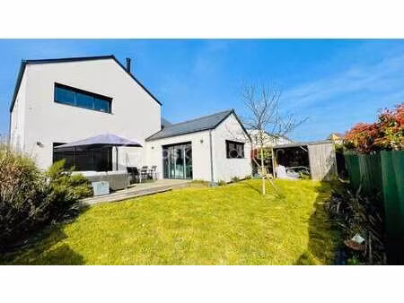 vente maison à vern-sur-seiche (35770) : à vendre / 142m² vern-sur-seiche