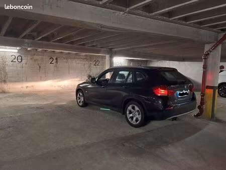 parking 21m² paris 16è